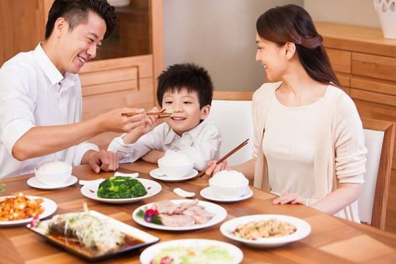 4 chiến lược dinh dưỡng giúp con cao khỏe của chuyên gia Mỹ