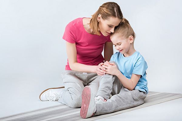Con hay kêu đau nhức xương, mẹ hãy nghĩ ngay tới điều này!